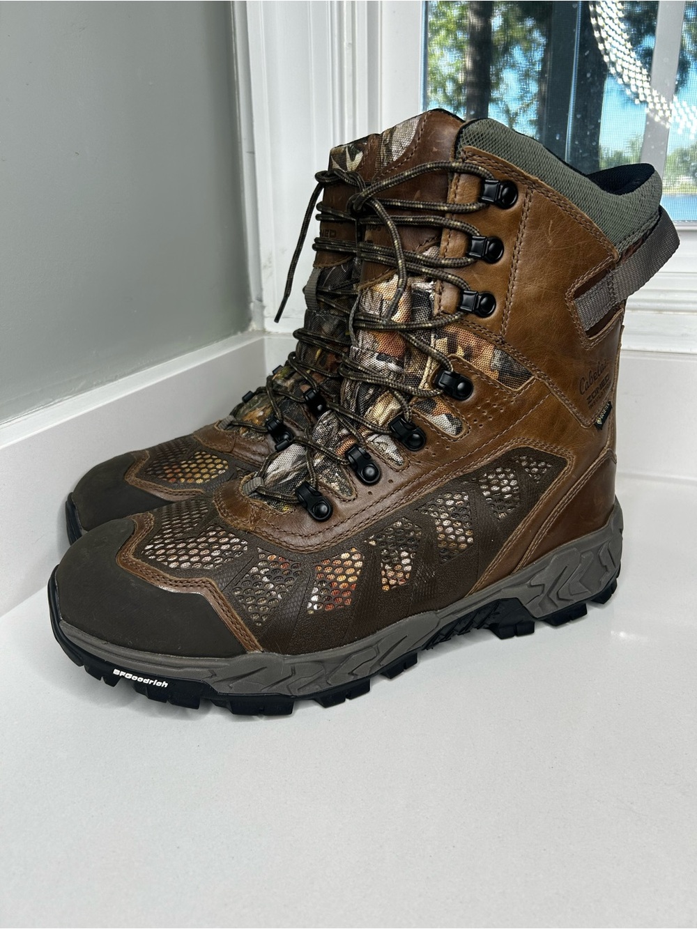 Cabela’s GORE-TEX/BFGoodrich Tires outdoor hunting boots 3M thinsulate size 12
